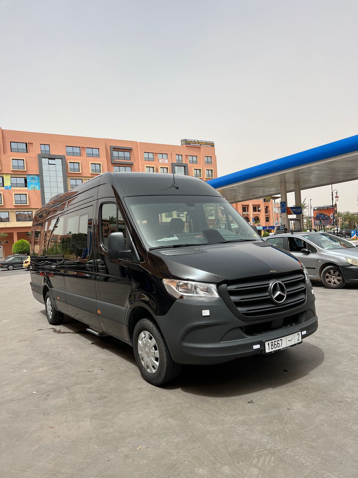 Mini bus
